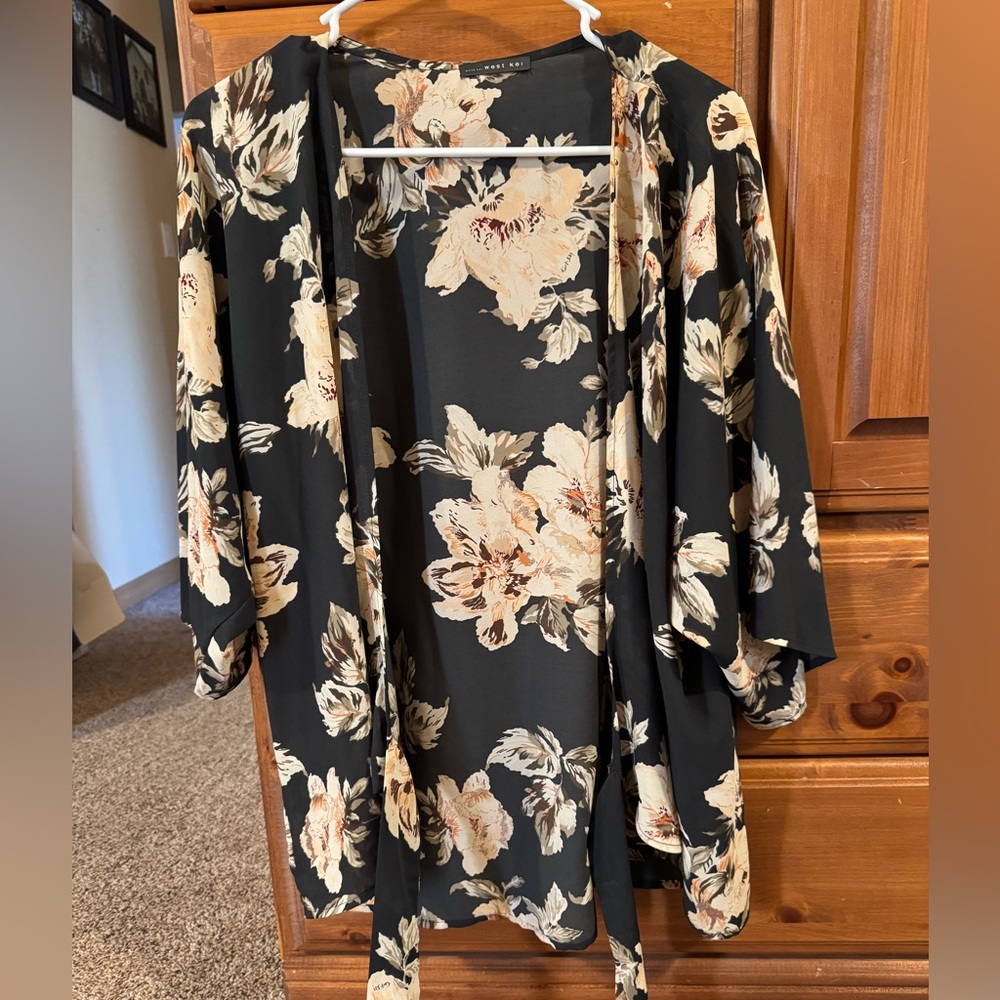 West Kei Black Floral Cardigan